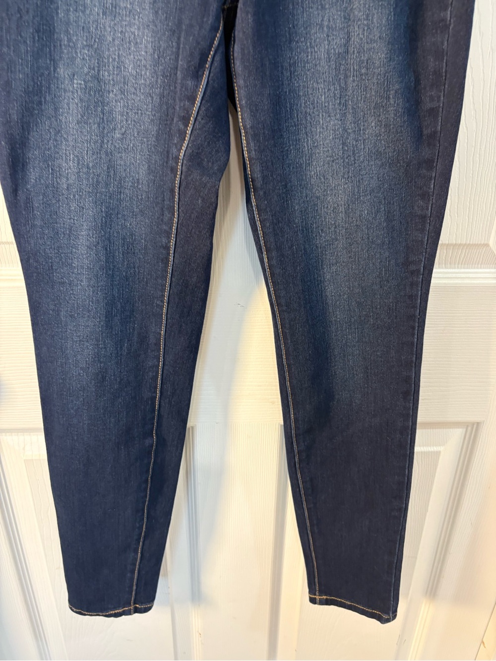Time and Tru Dark Blue High-Rise Skinny Jeans - Picture 4 of 6